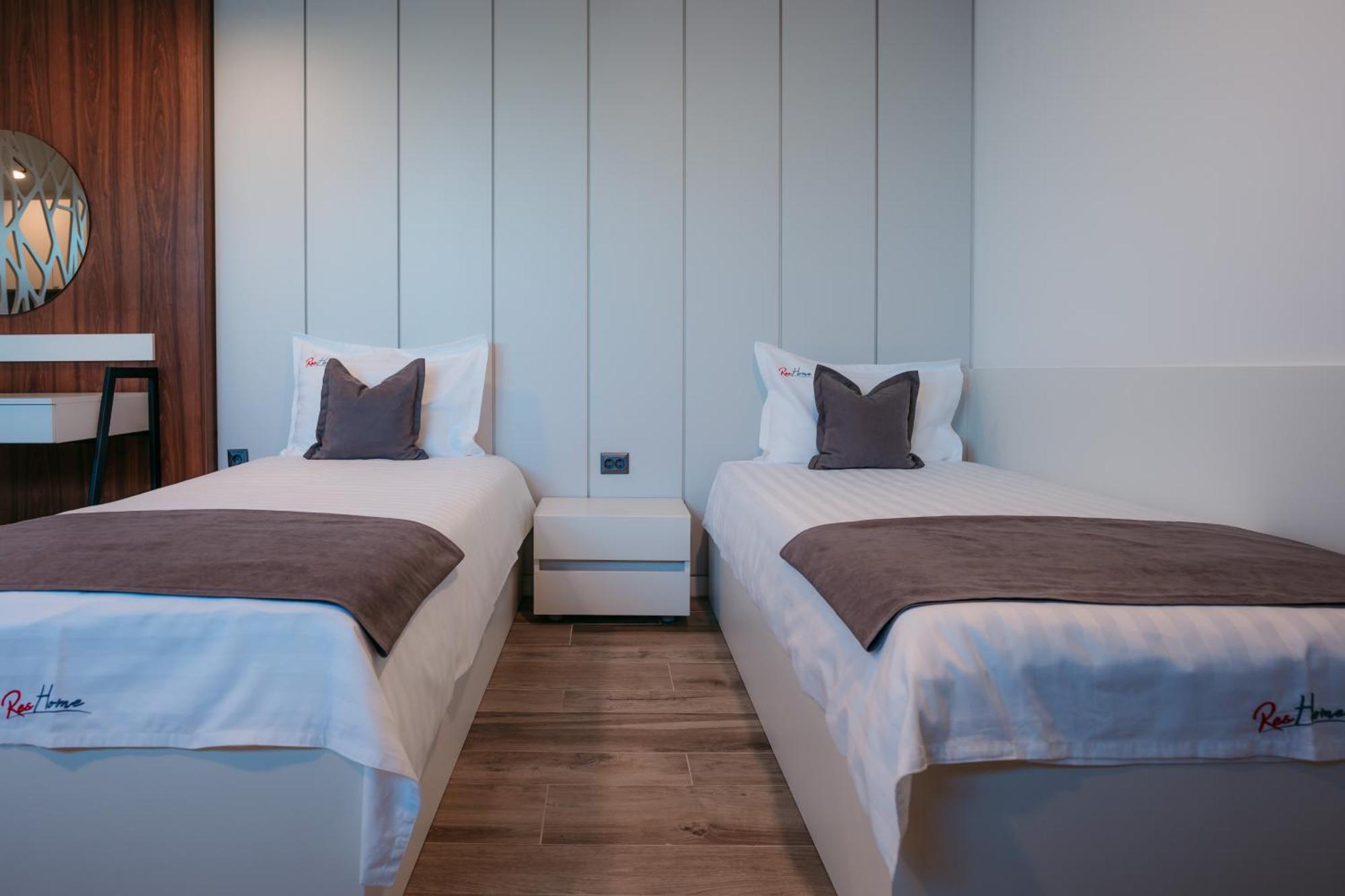 Reshome Focsani Ngoại thất bức ảnh